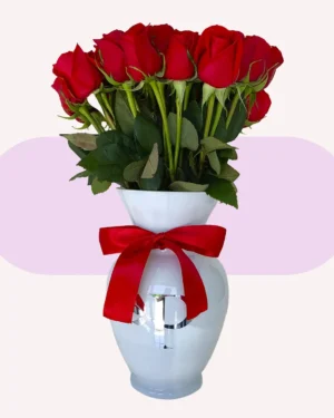 Jarrón con 36 rosa rojas