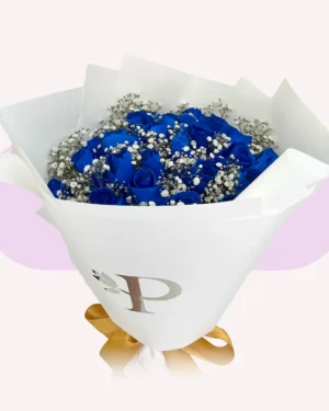 24 Rosas Azules con Gypso