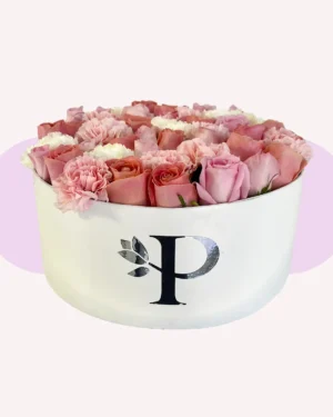 Caja Redonda de 30 Rosas y 15 Claveles