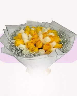 36 rosas amarillas y blancas con gypso