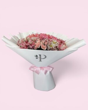 50 Rosas dovelas con astromelia y mini rosa