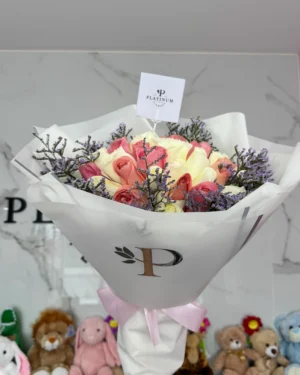 36 Rosas De Colores Con Limonium