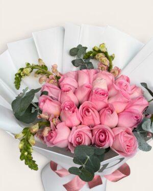 Mix 24 rosas rosas con perrito