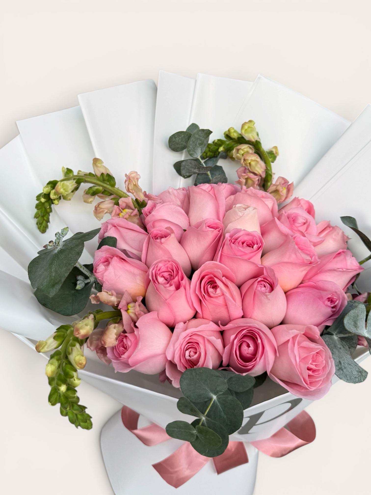 Mix 24 rosas rosas con perrito - Imagen 2