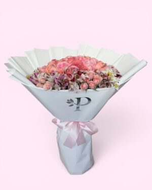 36 Rosas dovela con astromelia y mini rosa